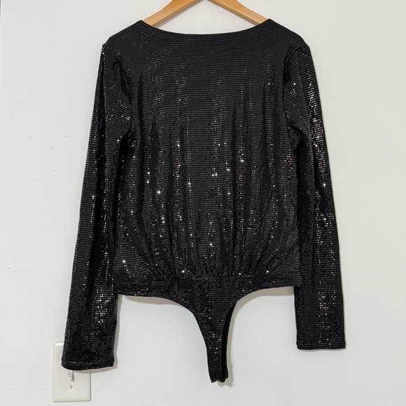 Guess Women’s Sequin Long Sleeve Body Size L Party Elegant - Picture 4 of 8